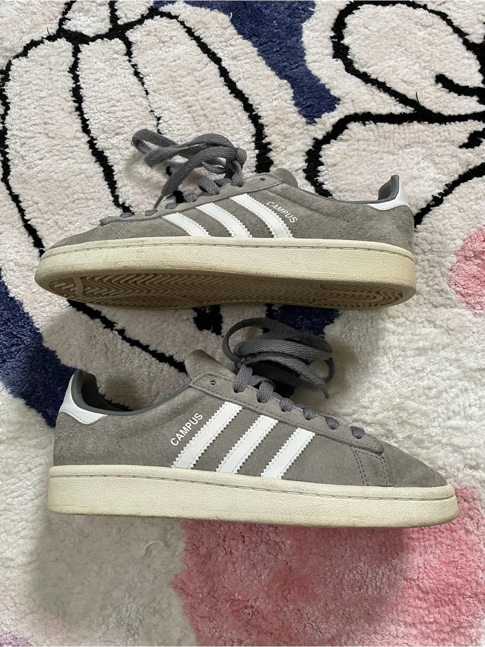 Adidas Campus grey suede sneakers men's 4.5 (fits women's size 6 too)